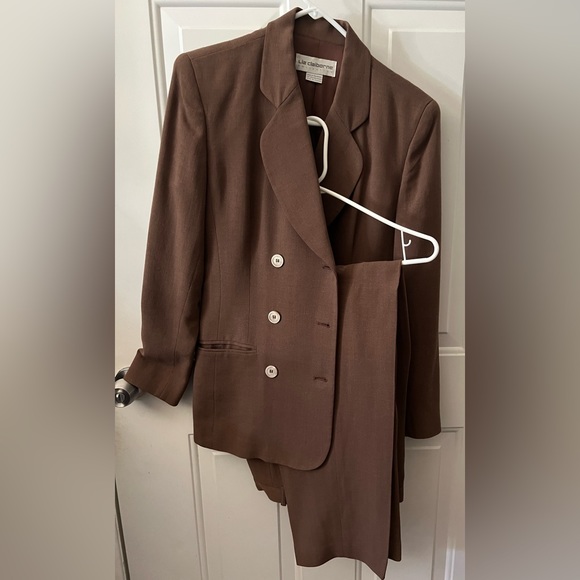 Liz Claiborne Wool Blend Pants/Jacket Suit Sz 4/8 - Picture 11 of 12